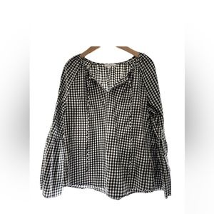 BNWOT Women’s Camber and Grace (RW & Co) black gingham blouse